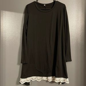 Black boutique tunic with lace